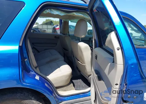 2012 Ford Escape Xlt z USA, uszkodzony, nr VIN 1FMCU0DG3CKA57788